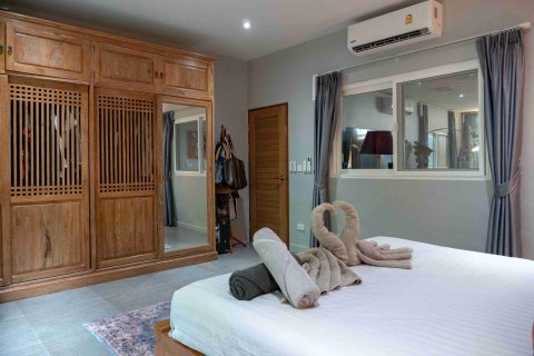 House in Phuket, Thailand 2 bedrooms № 167992 - photo 25
