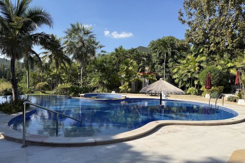 Villa in Hua Hin, Thailand 6 bedrooms № 164385 - photo 12