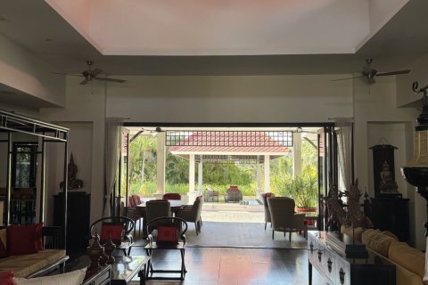 Villa in Hua Hin, Thailand 6 bedrooms № 164385 - photo 9