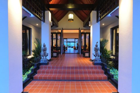 Villa in Hua Hin, Thailand 6 bedrooms № 164385 - photo 4
