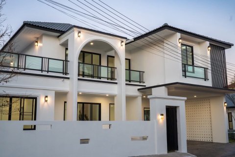 Вилла в Сан Кампаенге, Таиланд с 4 спальнями  № 164384 - фото 2