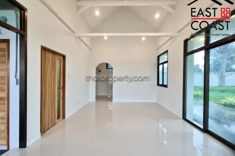 Casa de 3 dormitorios en Pattaya, Tailandia № 213422 - foto 16