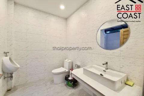 Casa de 3 dormitorios en Pattaya, Tailandia № 213422 - foto 11