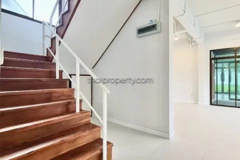 Casa de 3 dormitorios en Pattaya, Tailandia № 213422 - foto 10