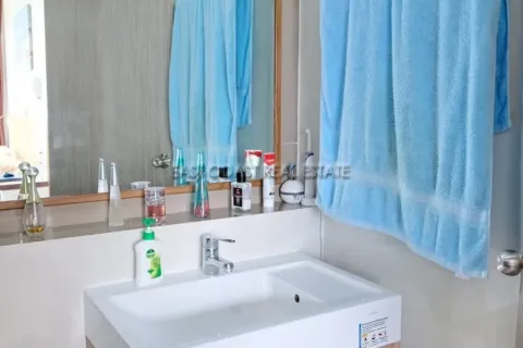 Condominio de 2 dormitorios en Pattaya, Tailandia № 213421 - foto 14
