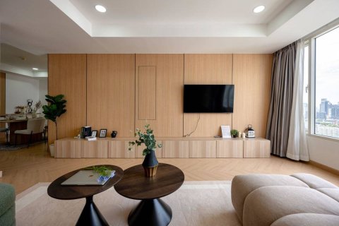 Condo in Bangkok, Thailand, 2 bedrooms  № 180597 - photo 9