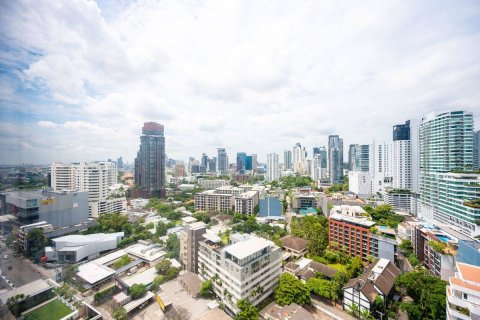 Condo in Bangkok, Thailand, 2 bedrooms  № 180597 - photo 6