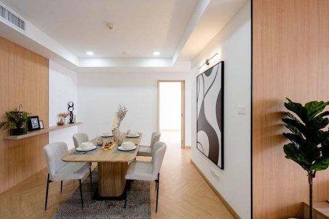 Condo in Bangkok, Thailand, 2 bedrooms  № 180597 - photo 12