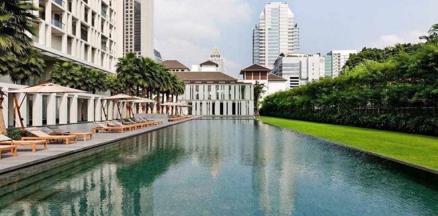 Condo in Sathon, Bangkok, Thailand, 2 bedrooms  № 134020