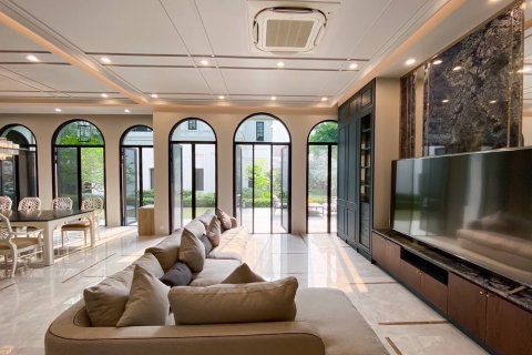 Villa in Suan Luang, Bangkok, Thailand 6 bedrooms № 134019 - photo 5