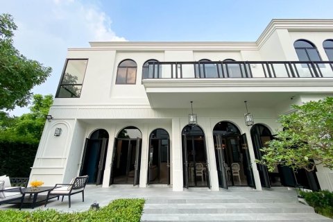 Villa in Suan Luang, Bangkok, Thailand 6 bedrooms № 134019 - photo 2