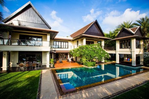 Villa on Layan Beach, Thailand 6 bedrooms № 134022 - photo 3