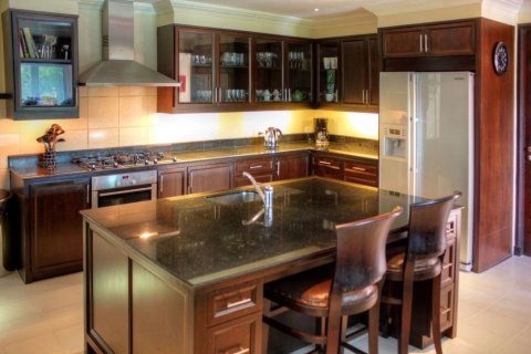 Villa on Layan Beach, Thailand 6 bedrooms № 134022 - photo 19