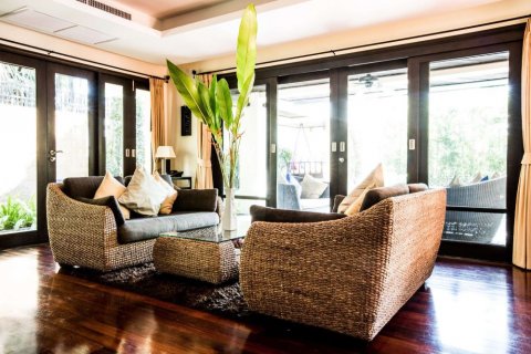 Villa on Layan Beach, Thailand 6 bedrooms № 134022 - photo 16