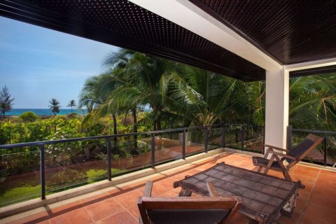 Villa on Layan Beach, Thailand 6 bedrooms № 134022 - photo 18