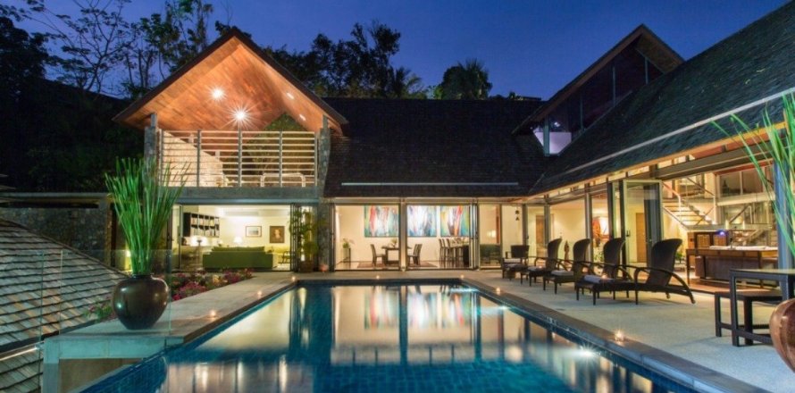 Villa in Kamala, Thailand 4 bedrooms № 134023