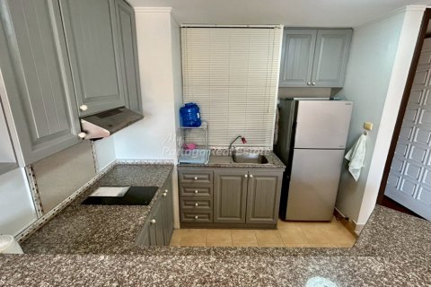 Condo in Pattaya, Thailand, 2 bedrooms № 155750 - photo 5