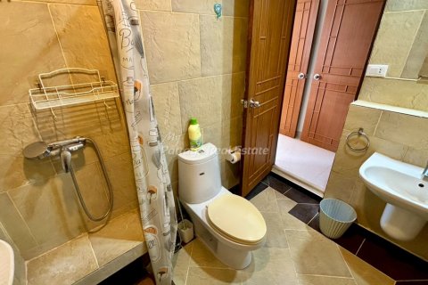 Condo in Pattaya, Thailand, 2 bedrooms № 155750 - photo 9