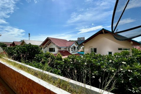 Condo in Pattaya, Thailand, 2 bedrooms № 155750 - photo 16