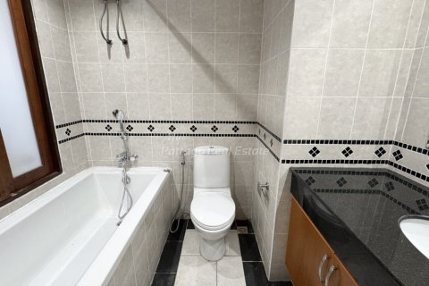 Condo in Bang Lamung, Thailand, 2 bedrooms № 155749 - photo 14