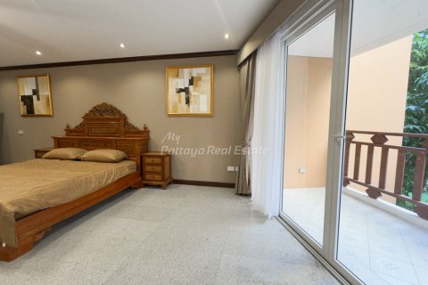 Condo in Bang Lamung, Thailand, 2 bedrooms № 155749 - photo 12