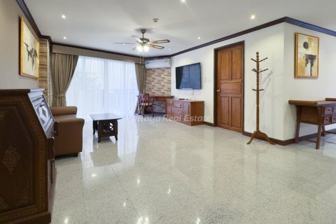 Condo in Bang Lamung, Thailand, 2 bedrooms № 155749 - photo 1