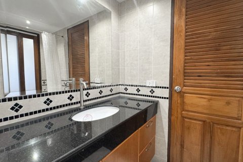 Condo in Bang Lamung, Thailand, 2 bedrooms № 155749 - photo 15