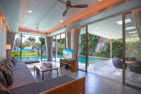 House in Phang Nga, Thailand 5 bedrooms № 180604 - photo 12