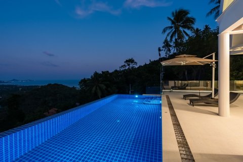 Villa in Ko Samui, Thailand 3 bedrooms № 159017 - photo 21