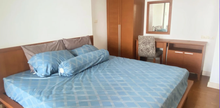 Студия в кондо в Ча-аме, Таиланд № 159019