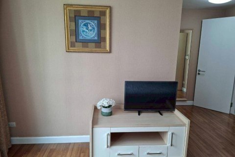 Condo in Watthana, Bangkok, Thailand, 2 bedrooms  № 159426 - photo 12