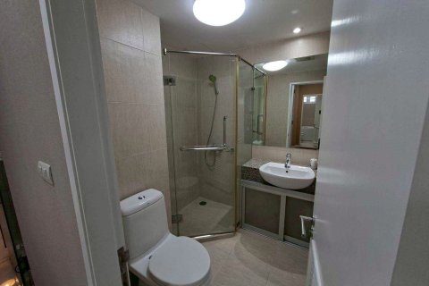 Condo in Watthana, Bangkok, Thailand, 2 bedrooms  № 159426 - photo 25