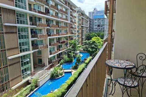 Condo in Watthana, Bangkok, Thailand, 2 bedrooms  № 159426 - photo 28