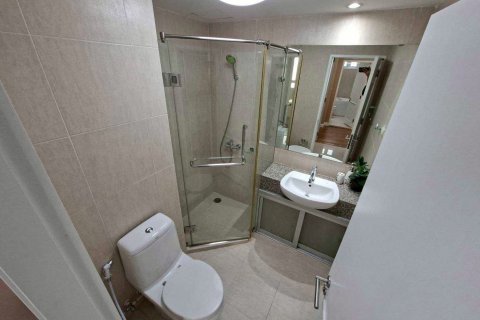 Condo in Watthana, Bangkok, Thailand, 2 bedrooms  № 159426 - photo 18