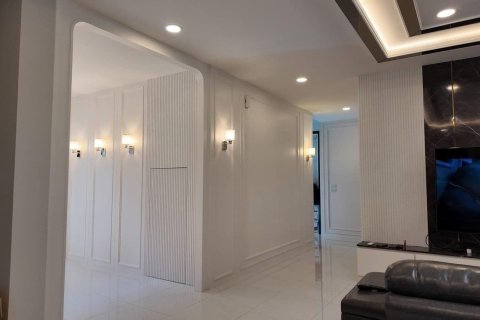 Дом в Банг Каео, Таиланд с 5 спальнями  № 159425 - фото 4