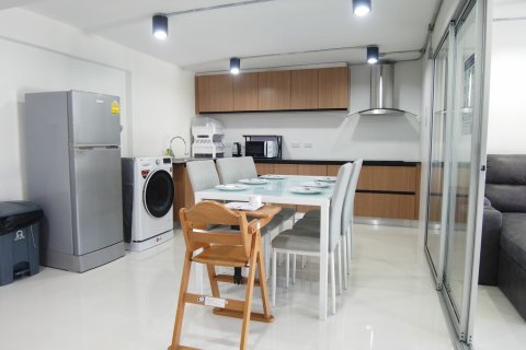 Villa in Pattaya, Thailand 3 bedrooms № 159427 - photo 8