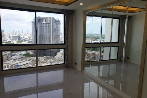 Condo in Khlong Toei, Bangkok, Thailand, 3 bedrooms  № 159423 - photo 15