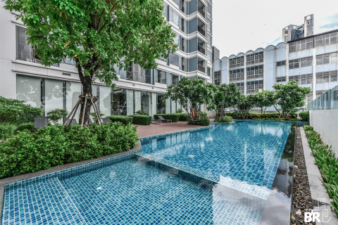 Condo in Bangkok, Thailand, 2 bedrooms  № 209279