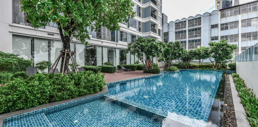 Condominio de 2 dormitorios en Bangkok, Tailandia № 209279