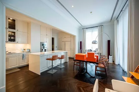 Кондоминиум с 3 спальнями в Патхум Ване, Бангкок, Таиланд № 161707 - фото 6