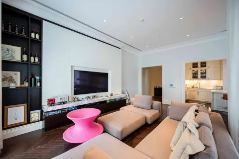 Кондоминиум с 3 спальнями в Патхум Ване, Бангкок, Таиланд № 161707 - фото 8