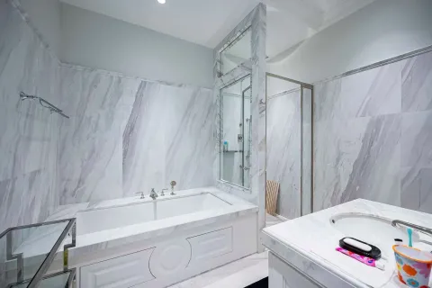 Кондоминиум с 3 спальнями в Патхум Ване, Бангкок, Таиланд № 161707 - фото 5