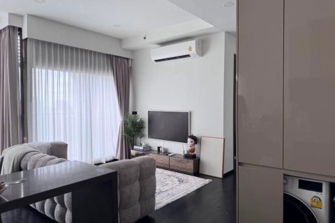 Кондоминиум с 2 спальнями в Ваттхане, Бангкок, Таиланд № 161711 - фото 2