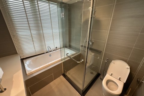 Кондоминиум с 3 спальнями в Клонг Тоэй, Бангкок, Таиланд № 161709 - фото 10