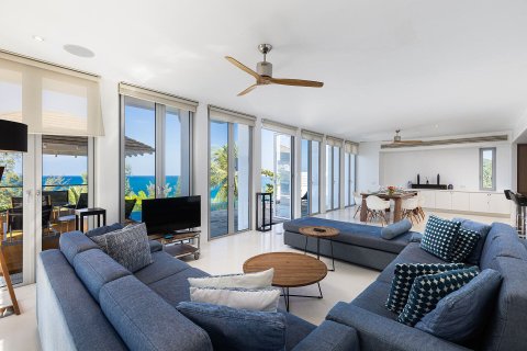 Villa in Phuket, Thailand 6 bedrooms № 161708 - photo 6