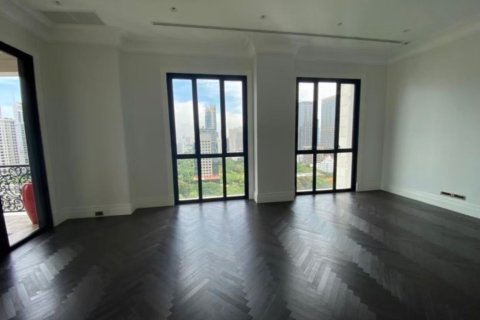 Condo à Pathum Wan, Bangkok, Thaïlande, 2 chambres  № 151296 - photo 1