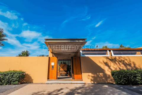 Hotel in Khok Kloi, Thailand № 223493