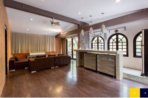 Centre commercial à Bang Kapi, Bangkok, Thaïlande № 144819 - photo 1