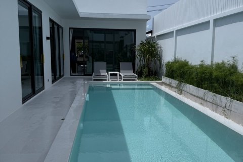 Villa in Phuket, Thailand 5 bedrooms № 144816 - photo 15