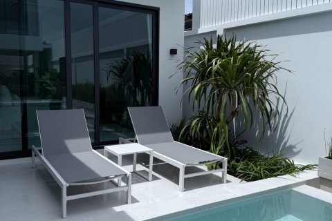 Villa in Phuket, Thailand 5 bedrooms № 144816 - photo 16